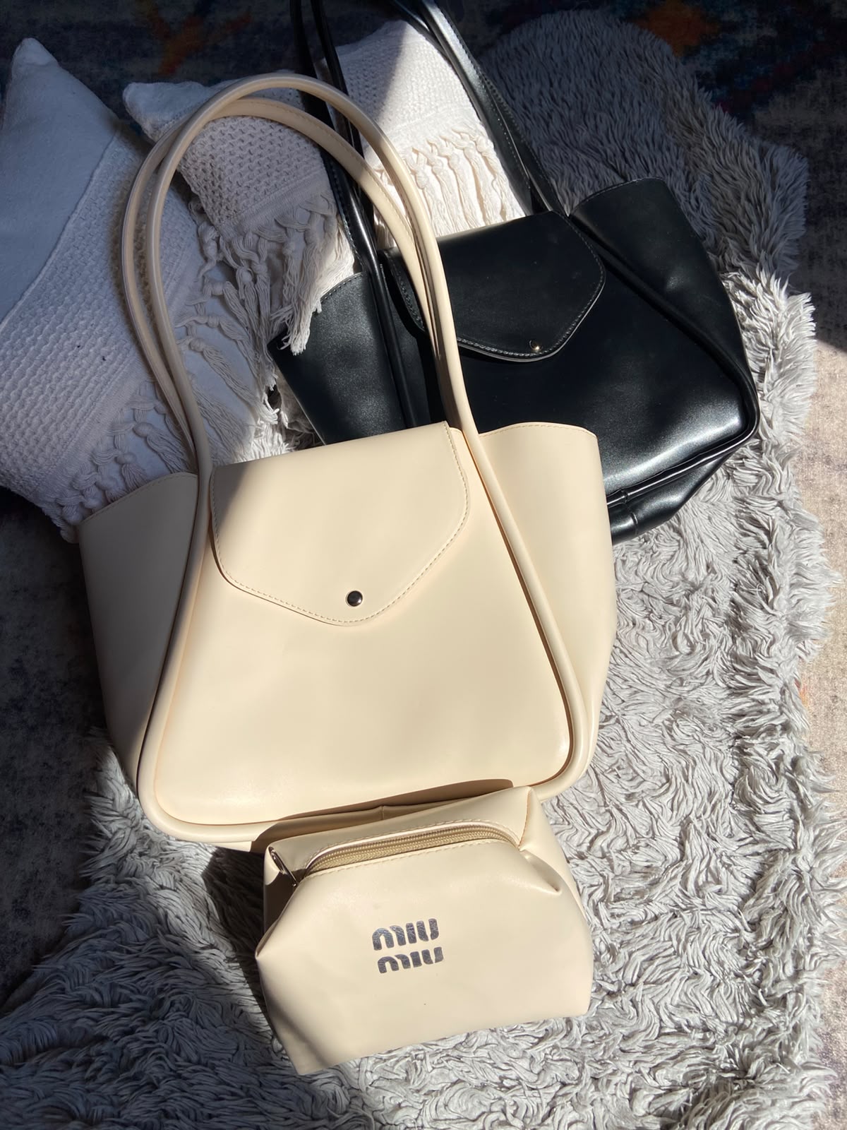Soft Leather Shoulder Tote Bag