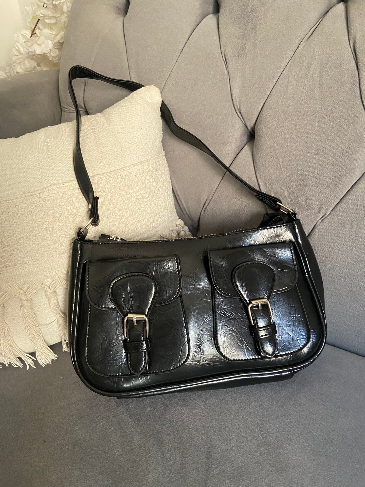 Lolya Shoulder Bag