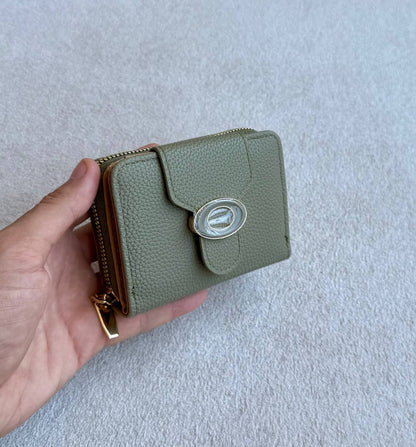 Dolly Wallet
